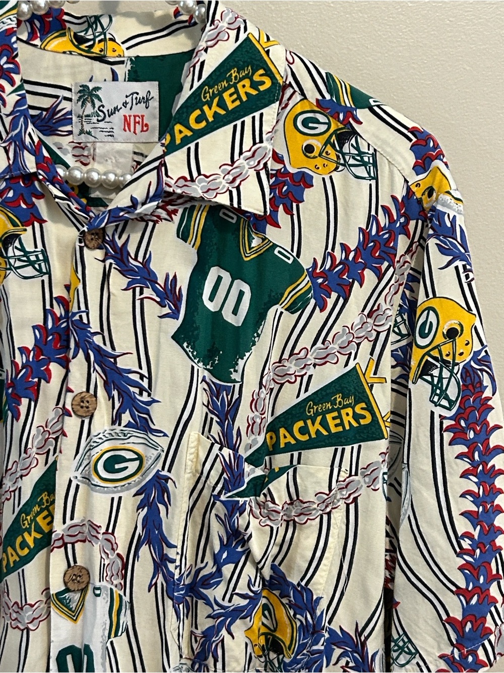 Vintage Sun & Turf Green Bay Packers Hawaiian Shirt 2XL All Over Print NFL Rayon